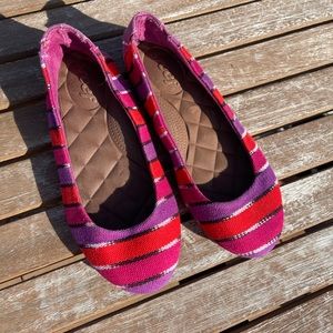 Reef slip ons multi stripe sz. 2 kids